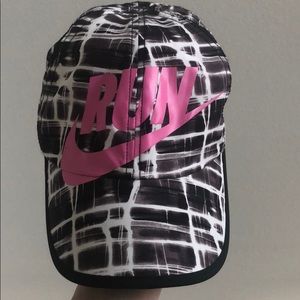 Nike running hat
